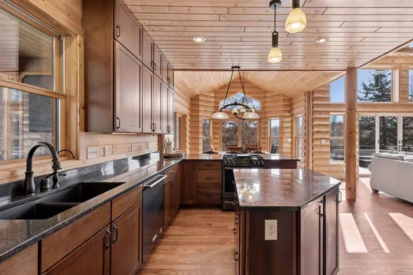 $1,100,000 | 1796 82nd Street, New Richmond, WI 54017