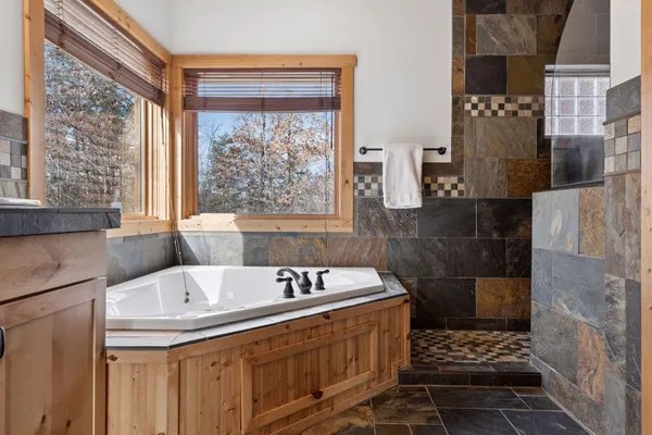 $1,100,000 | 1796 82nd Street, New Richmond, WI 54017