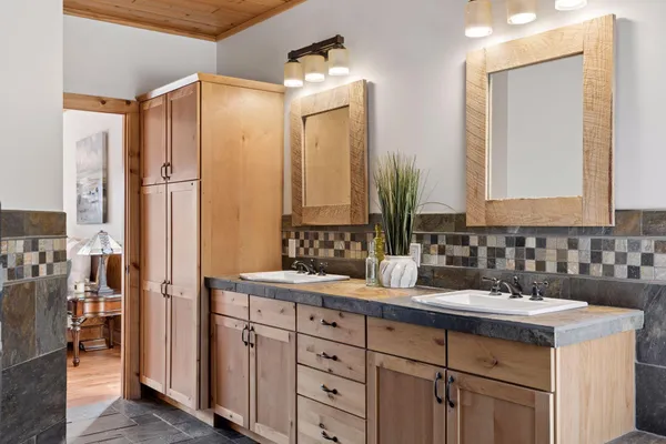 $1,100,000 | 1796 82nd Street, New Richmond, WI 54017