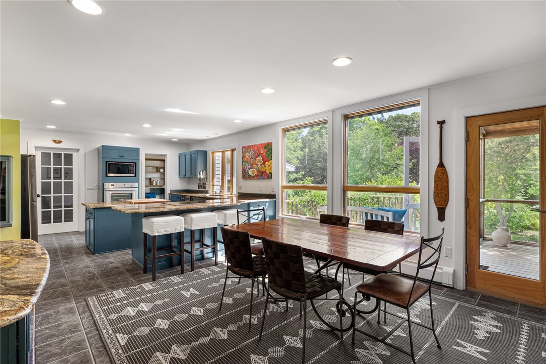 517 Lake Road Tiverton, RI 02878 - Photo 18 of 47