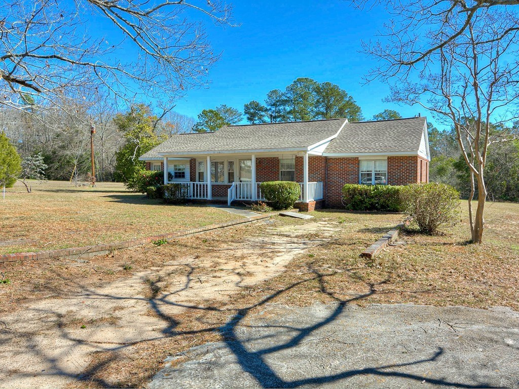 1228 Louisville Road Harlem, GA 30814 - Photo 3 of 32