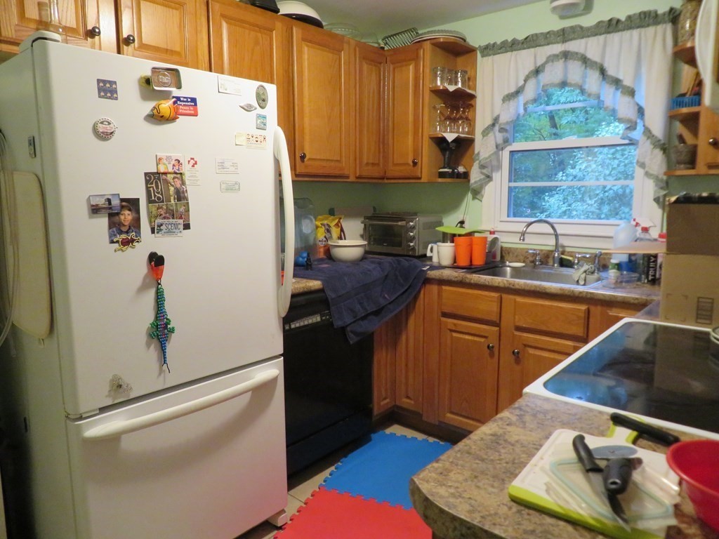 7 A Bixby Road, Unit A Litchfield, NH 03052 - Photo 4 of 15