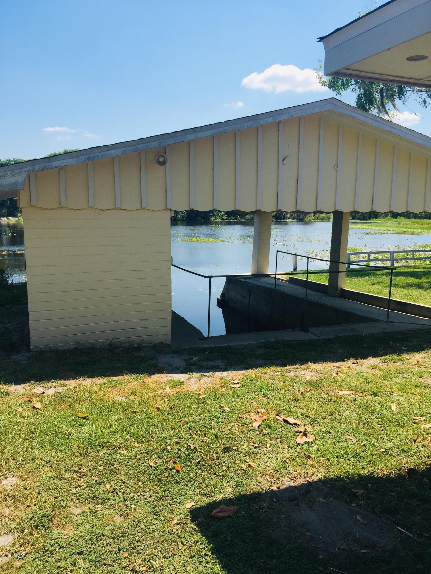 2943 North Shell Road DeLand, FL 32720 - Photo 18 of 28 Boathouse