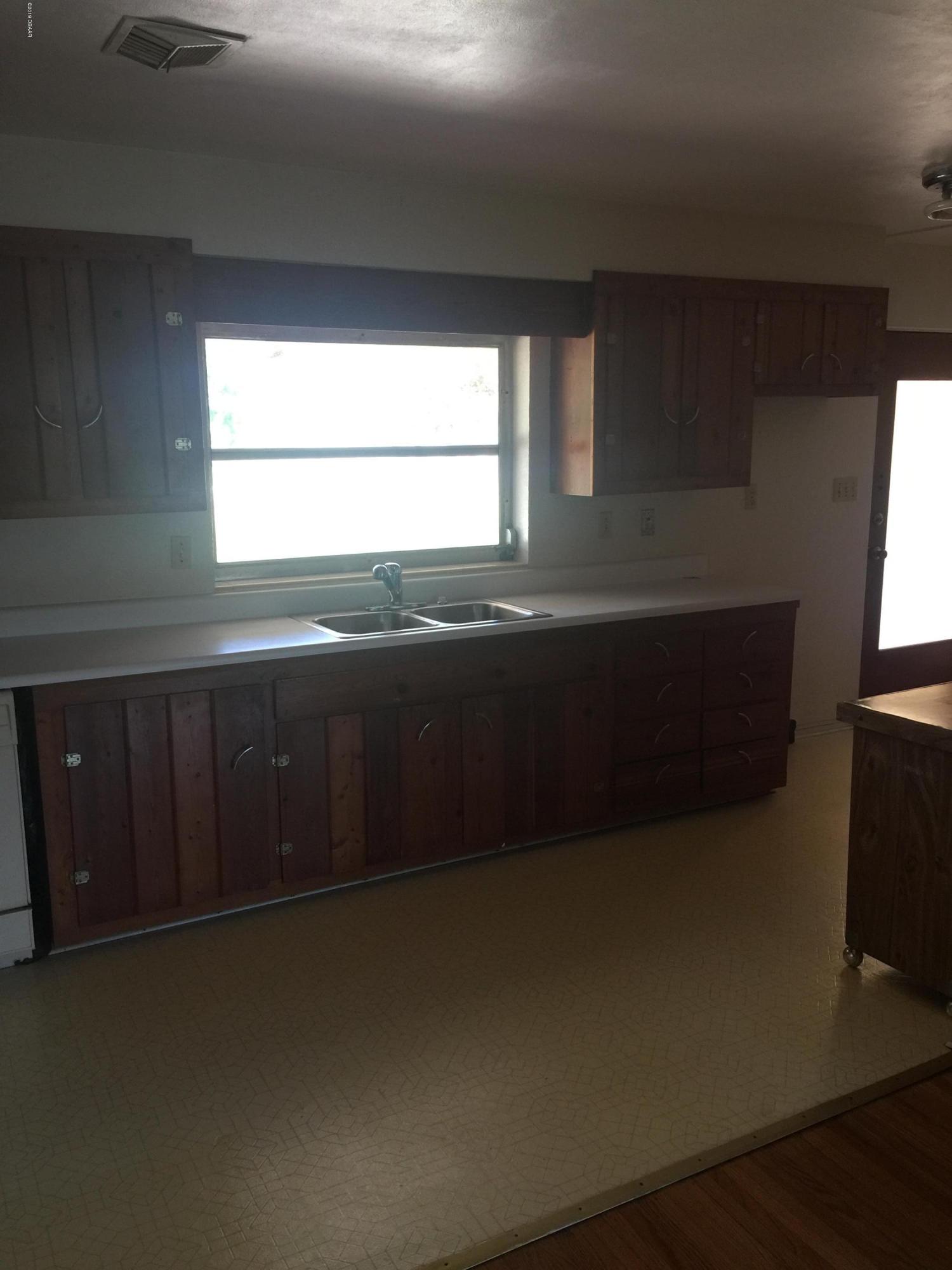 2943 North Shell Road DeLand, FL 32720 - Photo 7 of 28 Kitchen