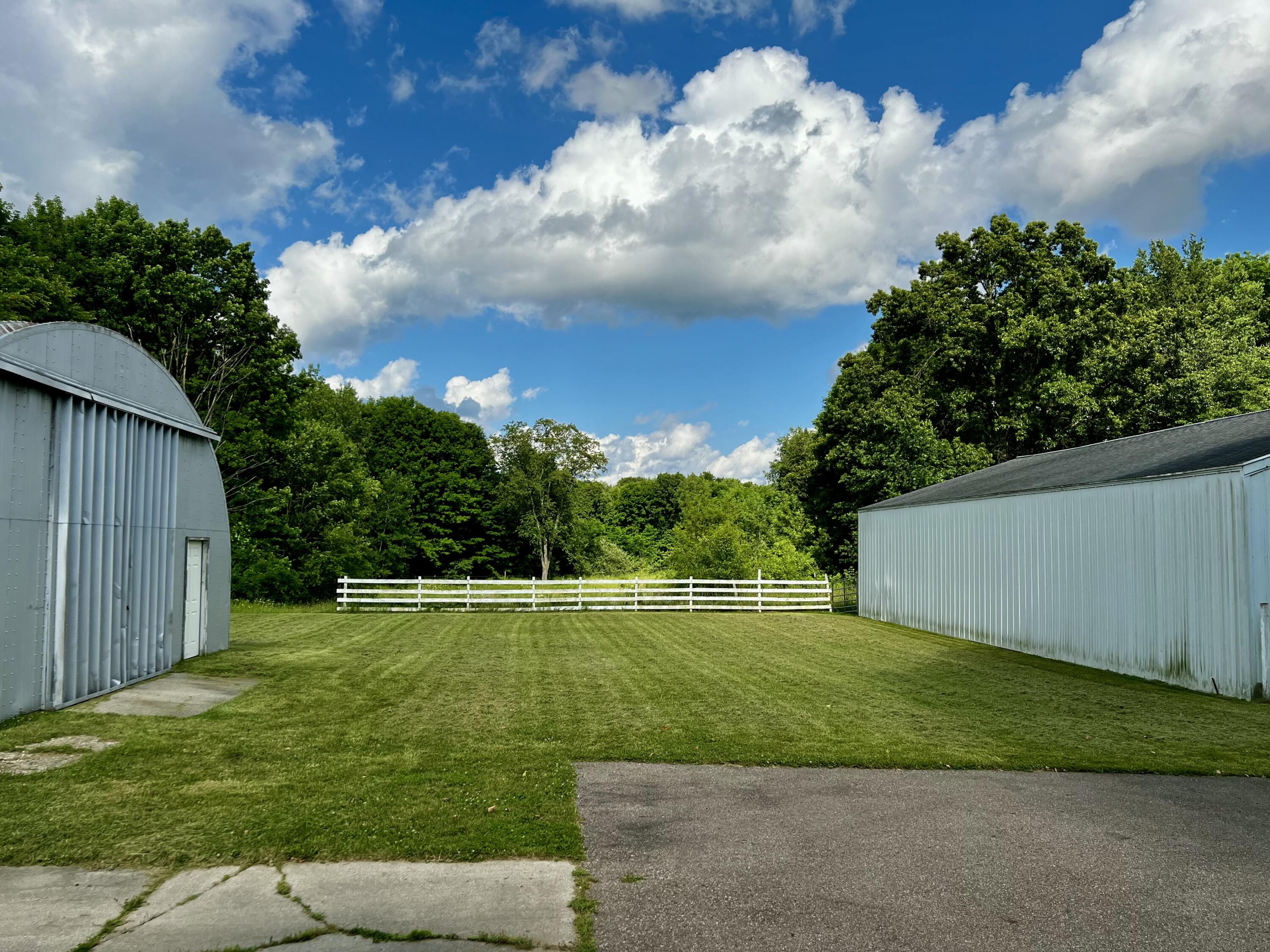 9910 8 Mile Road Ceresco, MI 49033 - Photo 13 of 26 IMG_7236