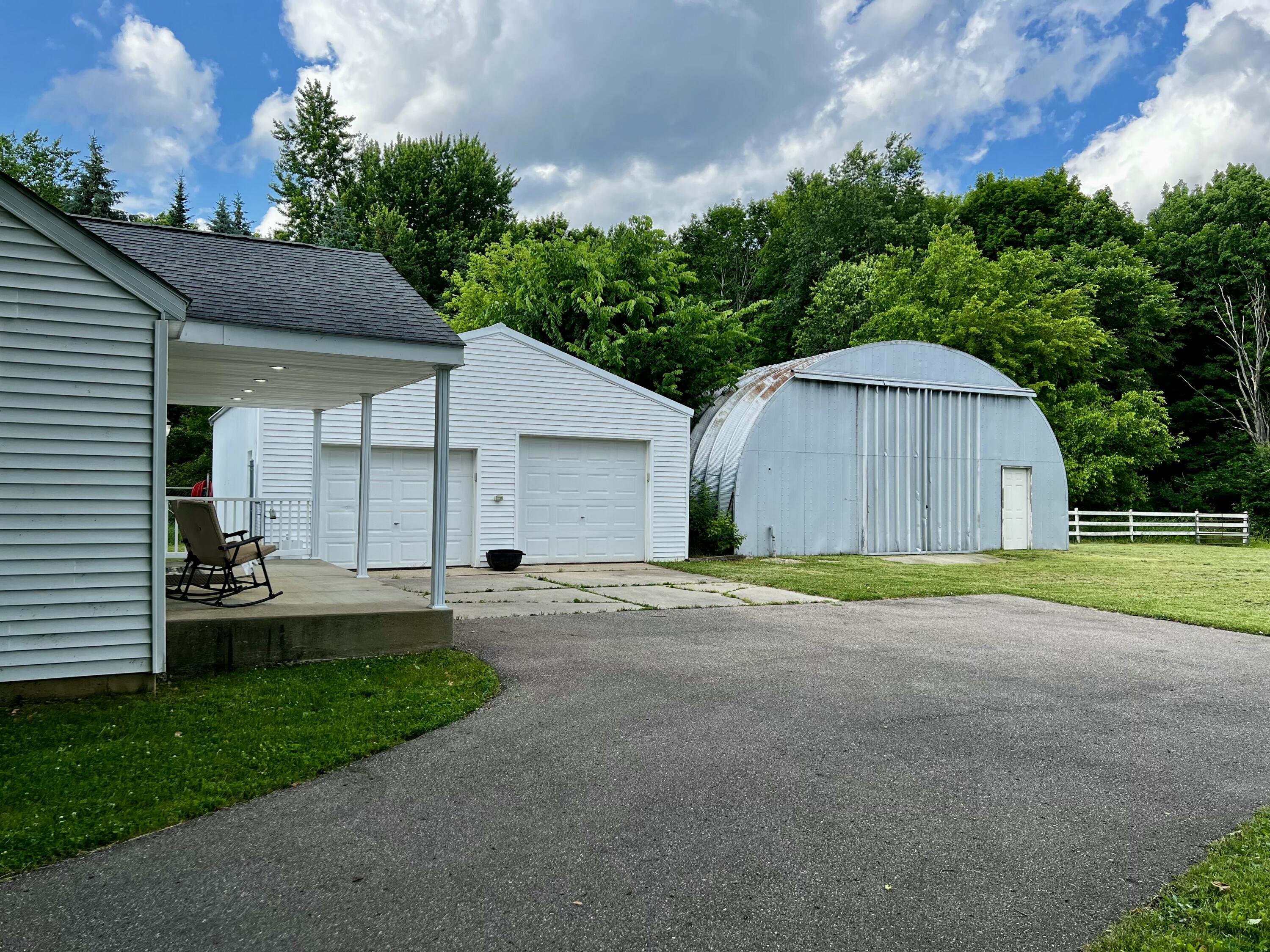 9910 8 Mile Road Ceresco, MI 49033 - Photo 5 of 26 IMG_7227