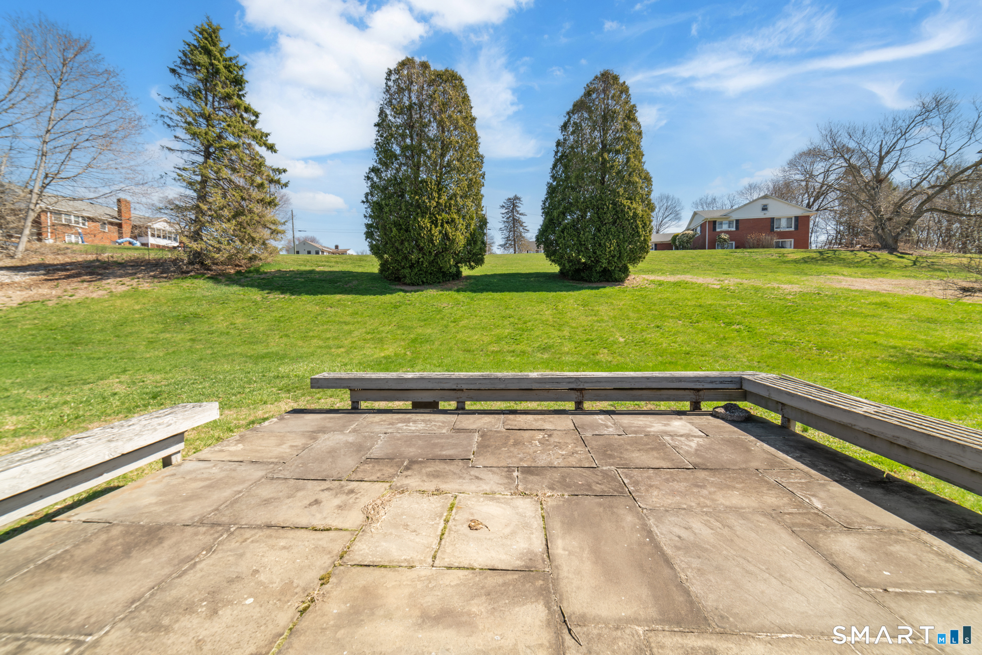 131 Sentinel Hill Road Derby, CT 06418 - Photo 30 of 40