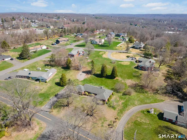 $519,000 | 131 Sentinel Hill Road, Derby, CT 06418