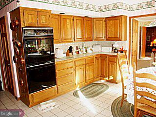 2905 Tower Road Huntingdon Valley, PA 19006 - Photo 2 of 6 Gallery Image 2