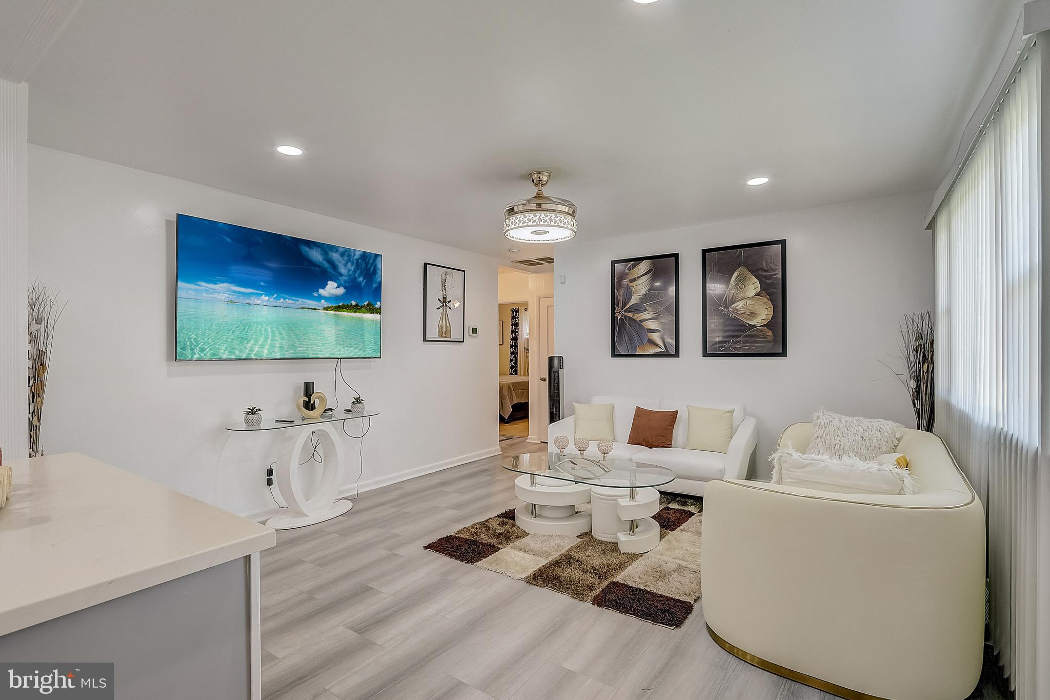 913 Rigg Road Burlington, NJ 08016 - Photo 3 of 28 Gallery Image 3