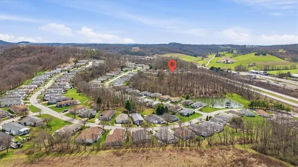 $235,000 | 20 West Rock Lake Court, Zelienople, PA 16063