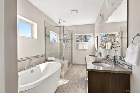 $1,250,000 | 2051 South Gilpin Street, Denver, CO 80210