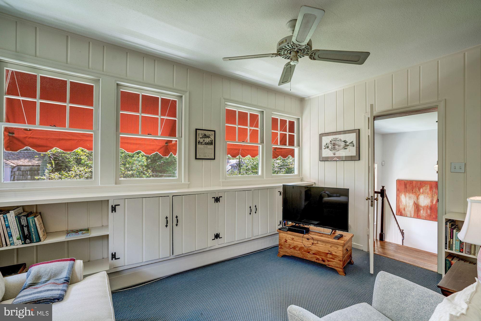 8 Primrose Street Chevy Chase, MD 20815 - Photo 22 of 35