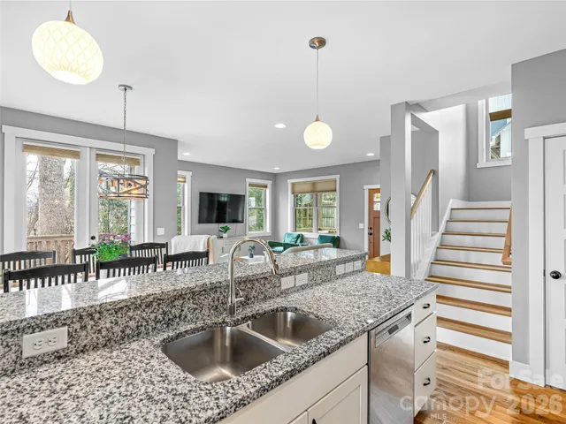 $850,000 | 190 Virginia Avenue, Asheville, NC 28806