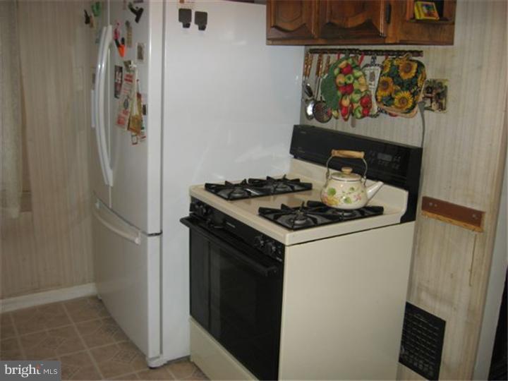216 Cleveland Avenue Riverside, NJ 08075 - Photo 14 of 25 Kitchen