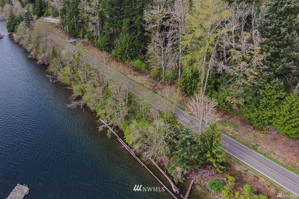 3144 North Shore Road Bellingham, WA 98226 - Photo 8 of 10 Gallery Image 8