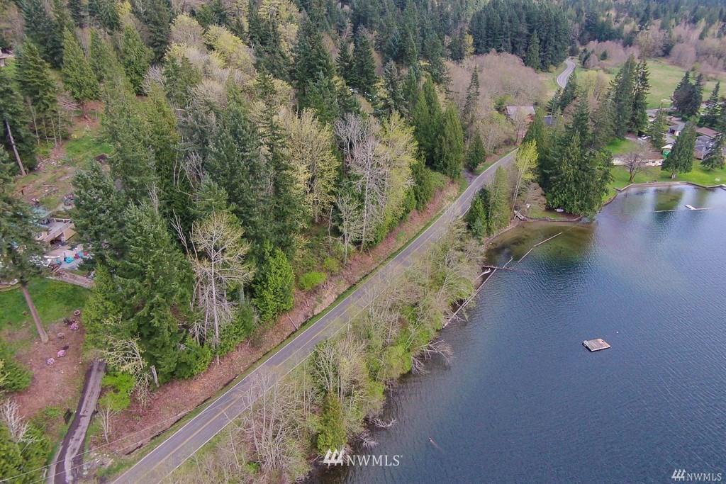 3144 North Shore Road Bellingham, WA 98226 - Photo 9 of 10 Gallery Image 9