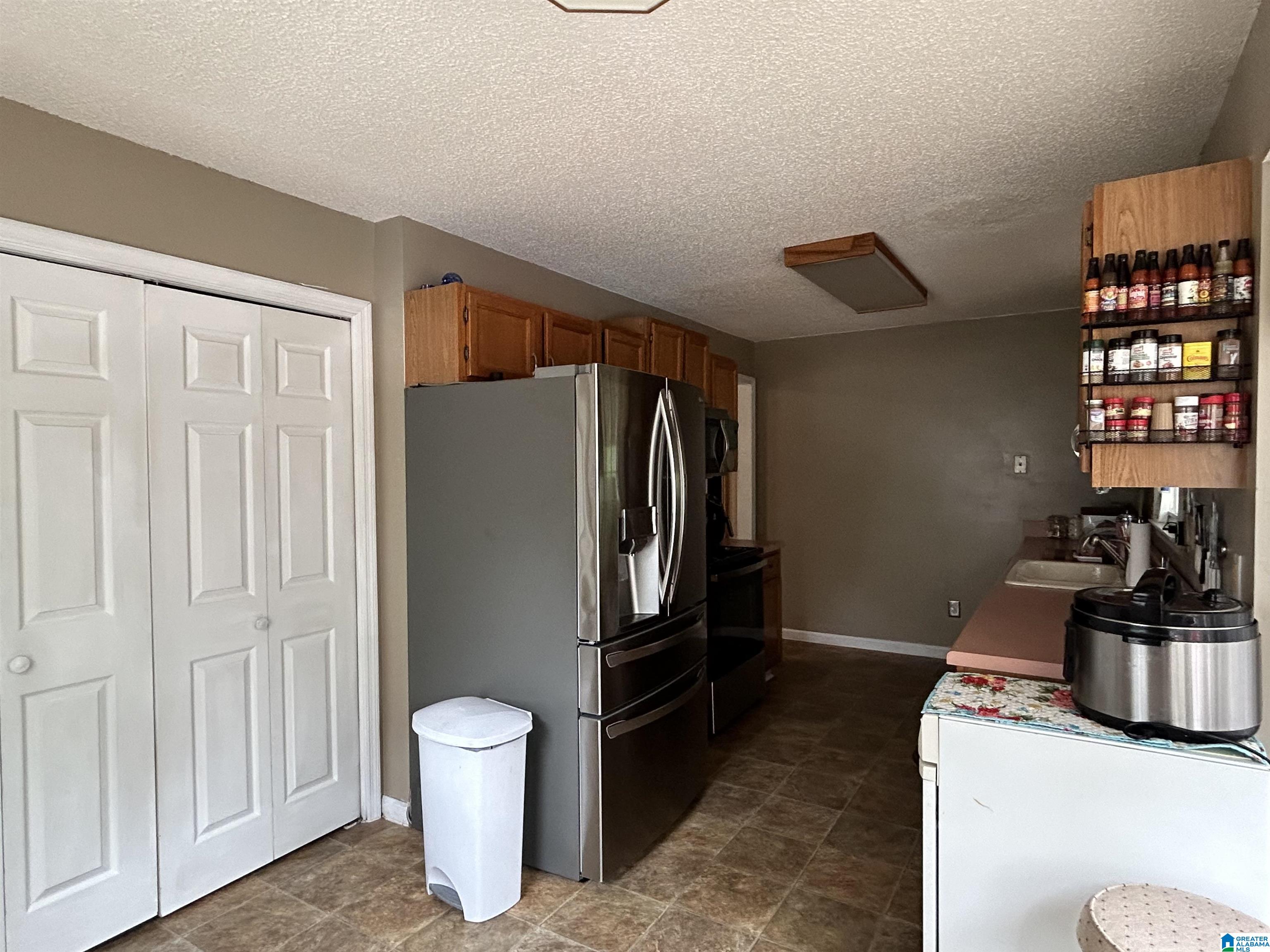 207 Sycamore Lane Alabaster, AL 35007 - Photo 9 of 25