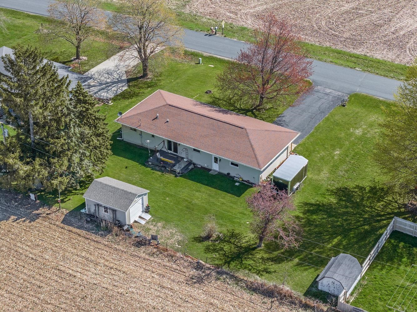N2737 Welk Road Markesan, WI 53946 - Photo 7 of 31