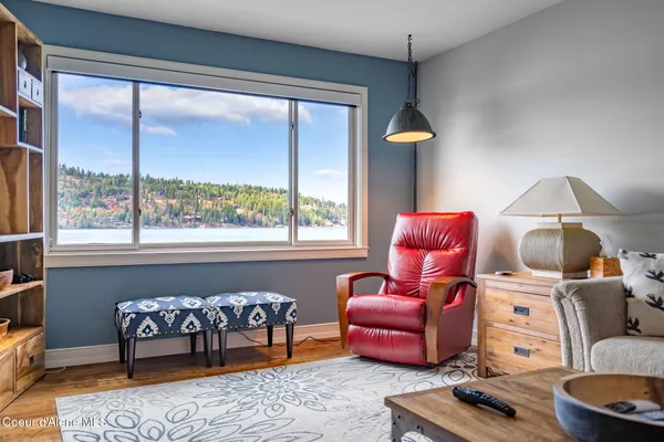 $750,000 | 4797 South Arrow Point Drive, Unit 104, Harrison, ID 83833