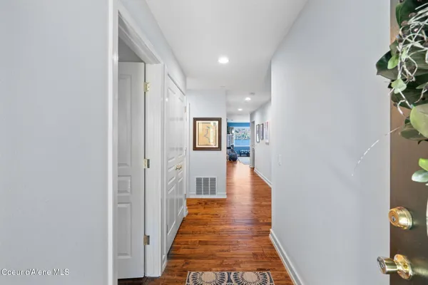 $750,000 | 4797 South Arrow Point Drive, Unit 104, Harrison, ID 83833