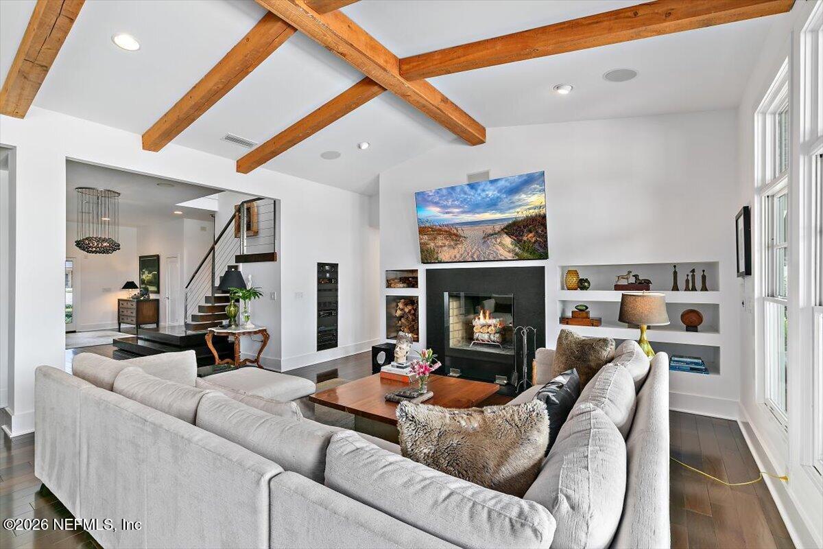 531 Lake Road Ponte Vedra Beach, FL 32082 - Photo 17 of 75 17-Family Room
