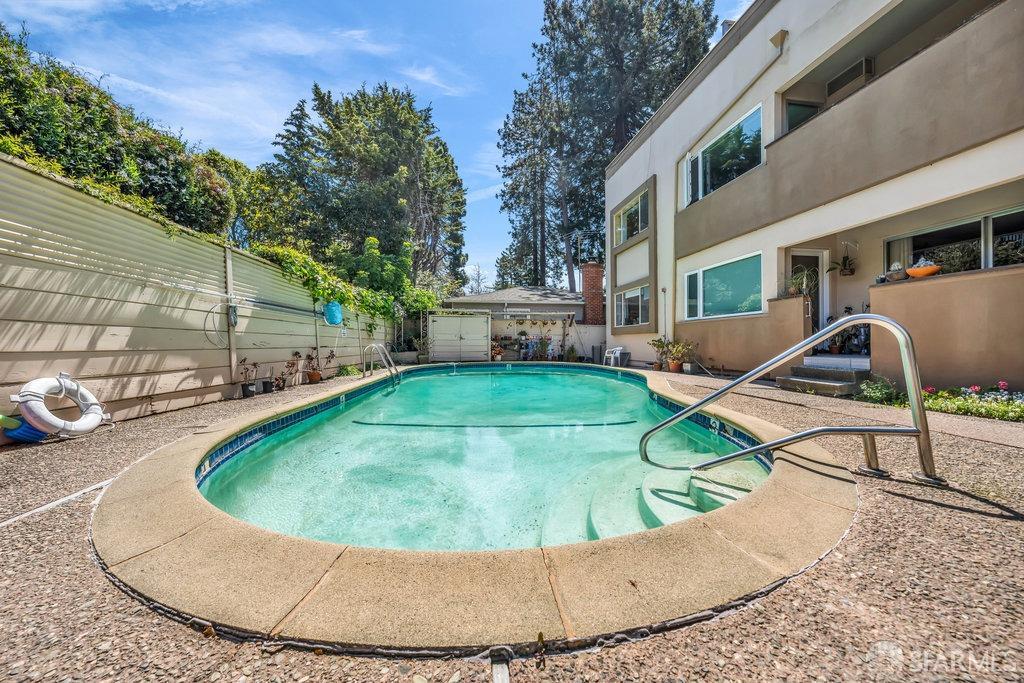 1401 Walnut Street, Unit 1B Berkeley, CA 94709 - Photo 38 of 53 a view of a house with outdoor space