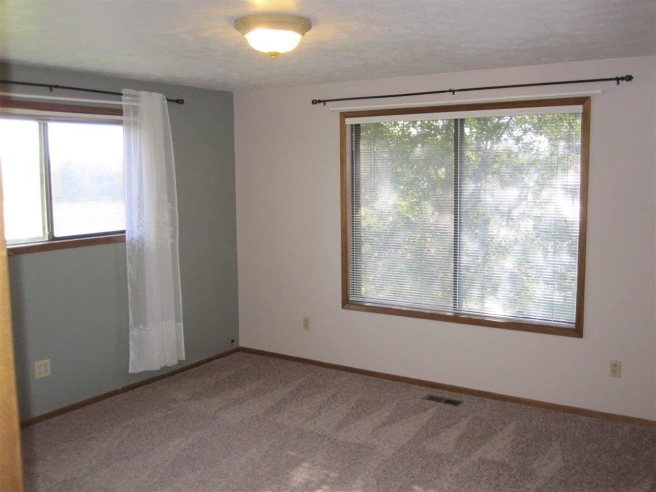 37214 North Prescott Road Deer Park, WA 99006 - Photo 4 of 20