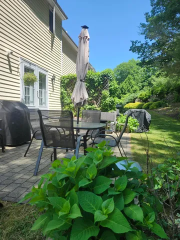$669,900 | 56 Hydrangea Circle, Unit 10, Naples, ME 04055