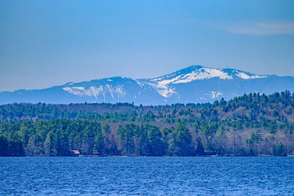 $669,900 | 56 Hydrangea Circle, Unit 10, Naples, ME 04055