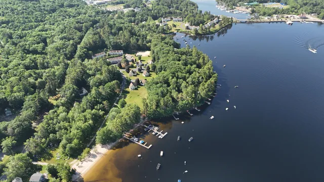 $669,900 | 56 Hydrangea Circle, Unit 10, Naples, ME 04055