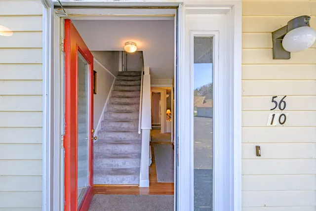 $669,900 | 56 Hydrangea Circle, Unit 10, Naples, ME 04055