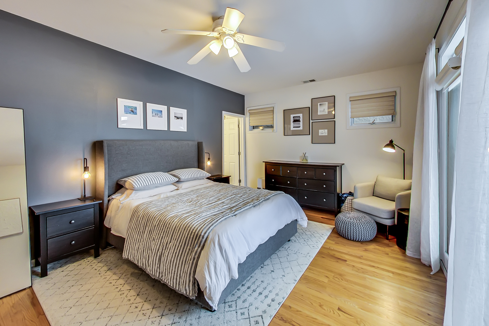 3531 North Reta Avenue, Unit 2 Chicago, IL 60657 - Photo 12 of 27
