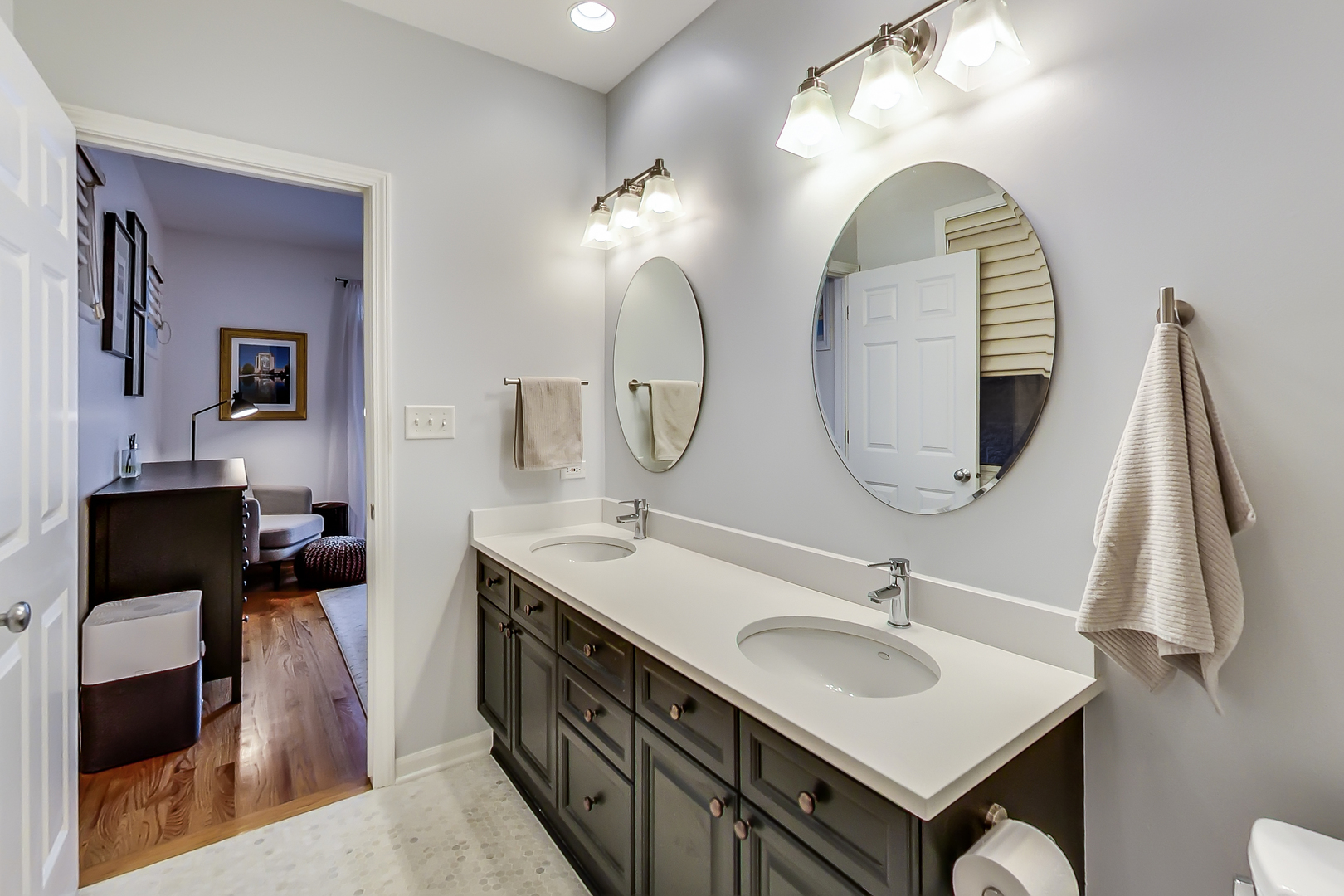3531 North Reta Avenue, Unit 2 Chicago, IL 60657 - Photo 16 of 27