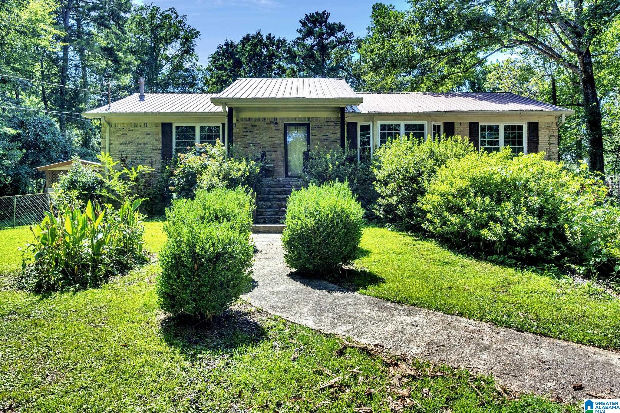 146 Davis Drive Sumiton, AL 35148 - Photo 1 of 26