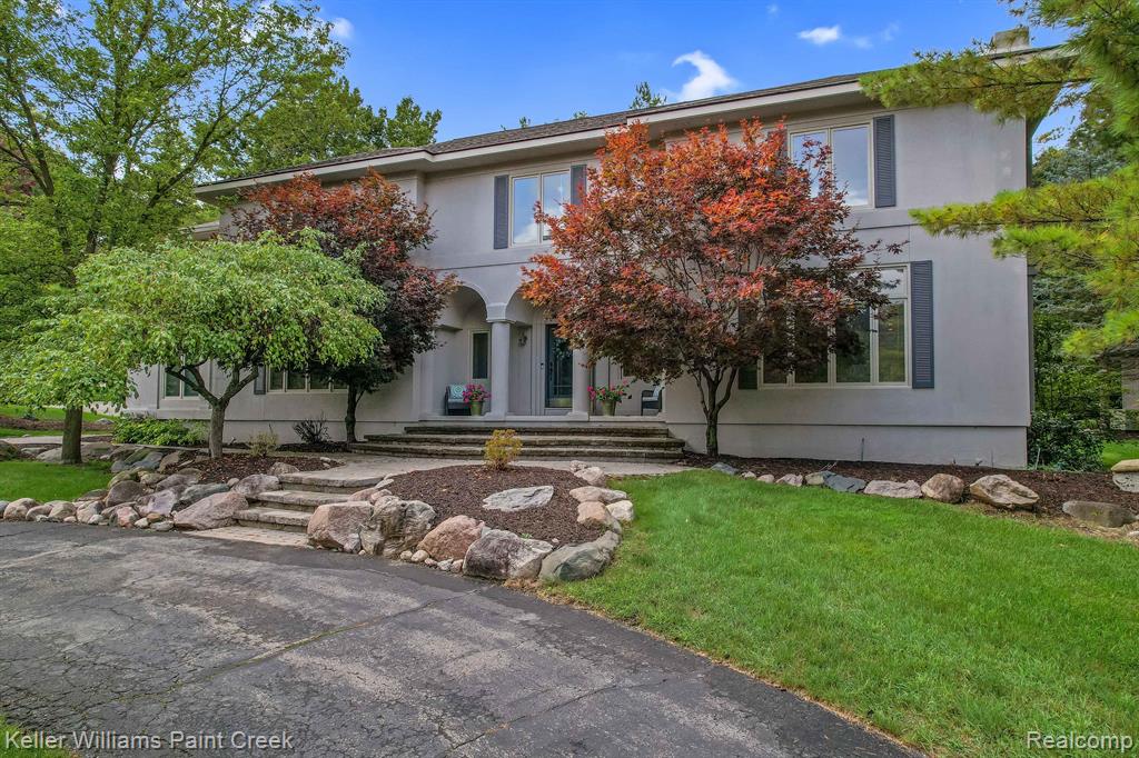 1615 Crossbow Court Rochester Hills, MI 48306 - Photo 1 of 33 Gallery Image 1