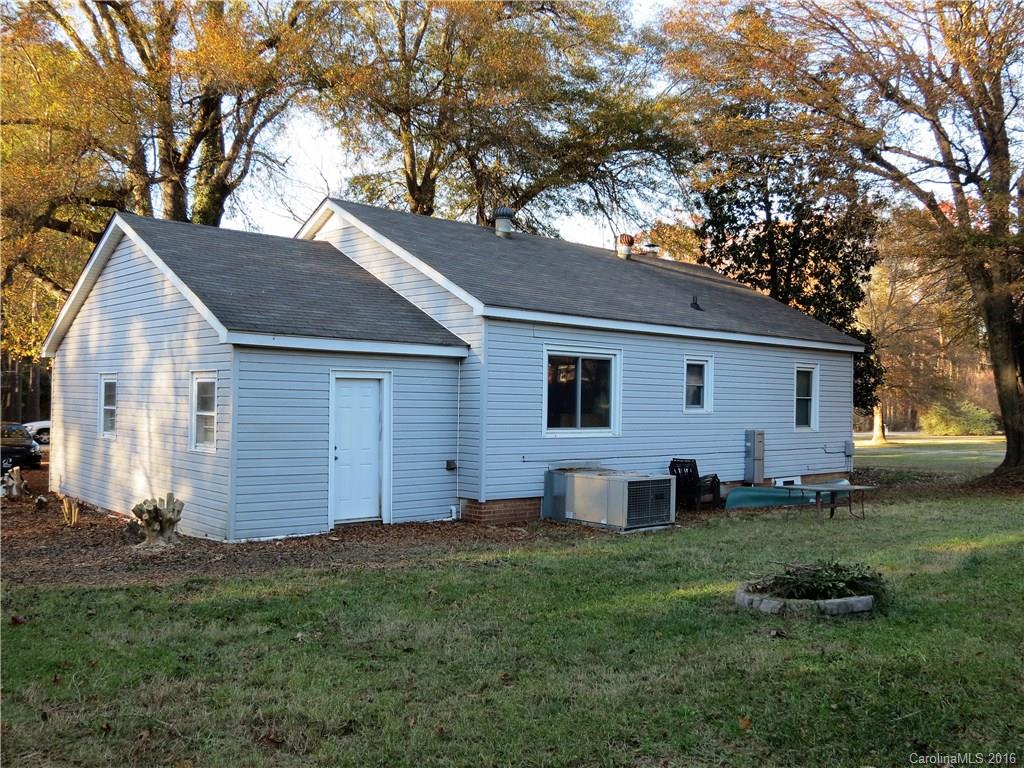 9432 McCoy Road Huntersville, NC 28078 - Photo 4 of 10 Gallery Image 4