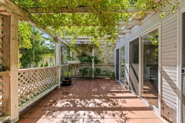 $6,000 | 16 Lynn Drive, Clifton, NJ 07013