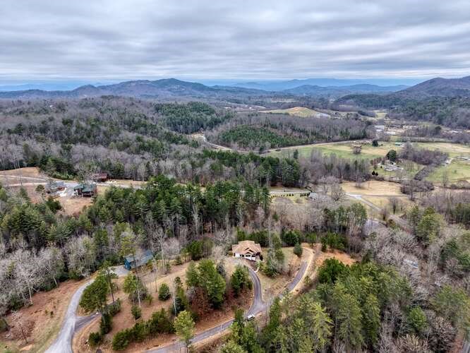 99 Old Possum Way Murphy, NC 28906 - Photo 43 of 54 an aerial view of multiple house