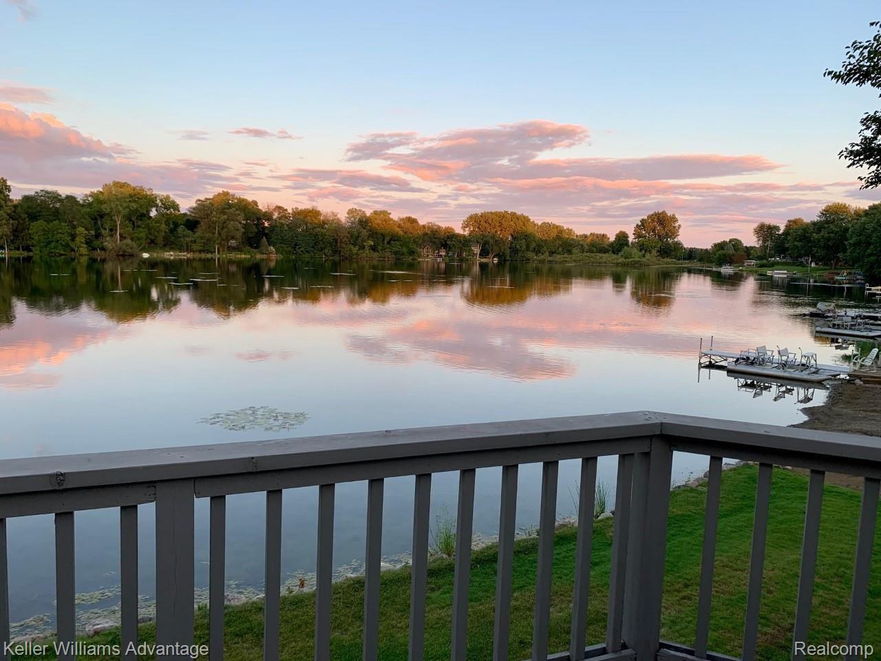 3019 Ripple Way White Lake, MI 48383 - Photo 44 of 47 Rippleway sunset.jpg