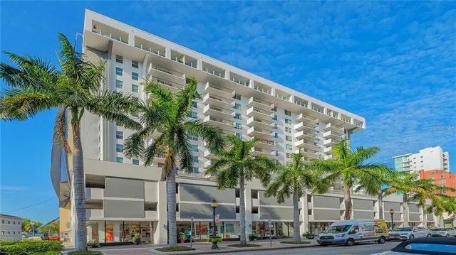 $525,000 | 101 South Gulfstream Avenue, Unit 4A, Sarasota, FL 34236