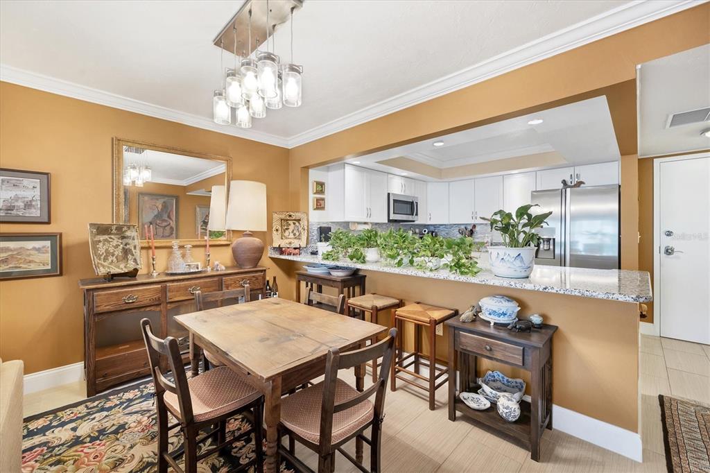 101 South Gulfstream Avenue, Unit 4A Sarasota, FL 34236 - Photo 7 of 37