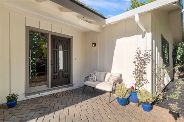 $4,750,000 | 12272 Windsor Court, Los Altos Hills, CA 94022