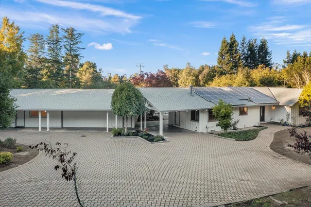 $4,750,000 | 12272 Windsor Court, Los Altos Hills, CA 94022