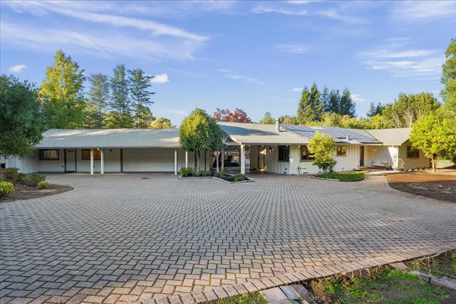 $4,750,000 | 12272 Windsor Court, Los Altos Hills, CA 94022