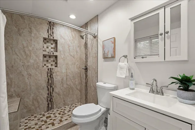 $4,750,000 | 12272 Windsor Court, Los Altos Hills, CA 94022