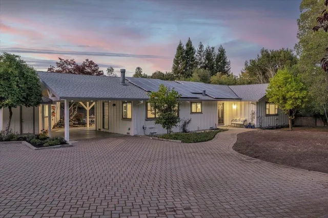 $4,750,000 | 12272 Windsor Court, Los Altos Hills, CA 94022