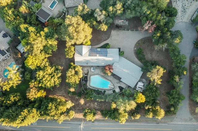 $4,750,000 | 12272 Windsor Court, Los Altos Hills, CA 94022