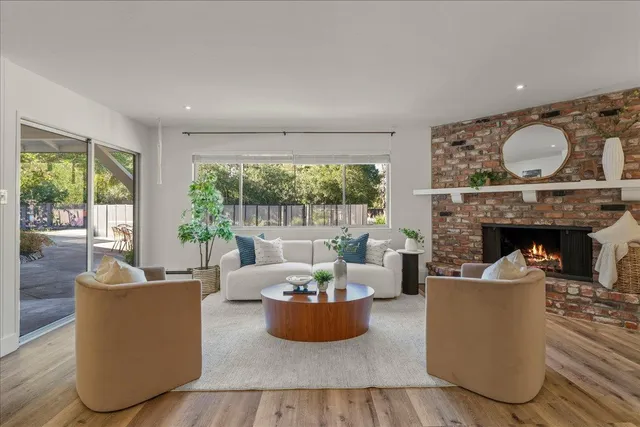 $4,750,000 | 12272 Windsor Court, Los Altos Hills, CA 94022