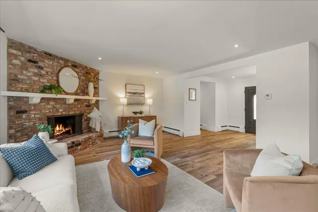 $4,750,000 | 12272 Windsor Court, Los Altos Hills, CA 94022